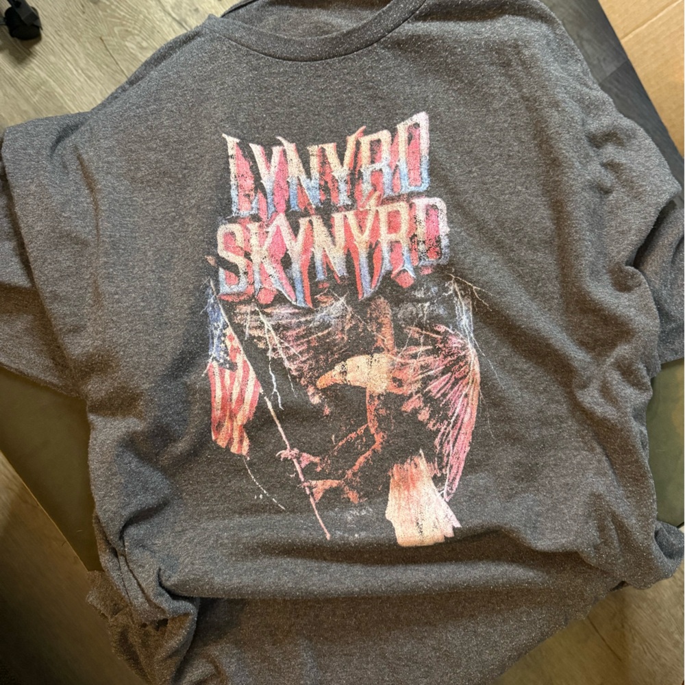 Gray Lynyrd Skynyrd Graphic Women's Top